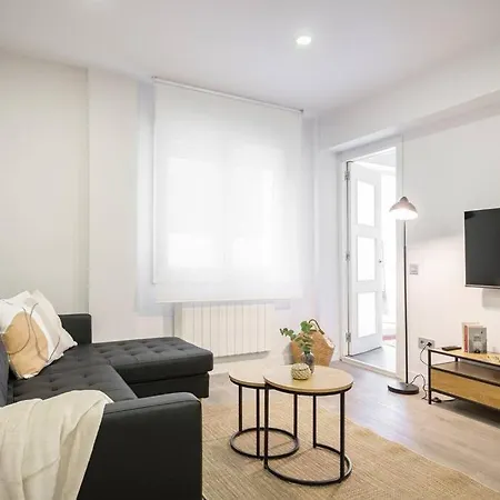 Apartment El Patio De Schulz Gijon